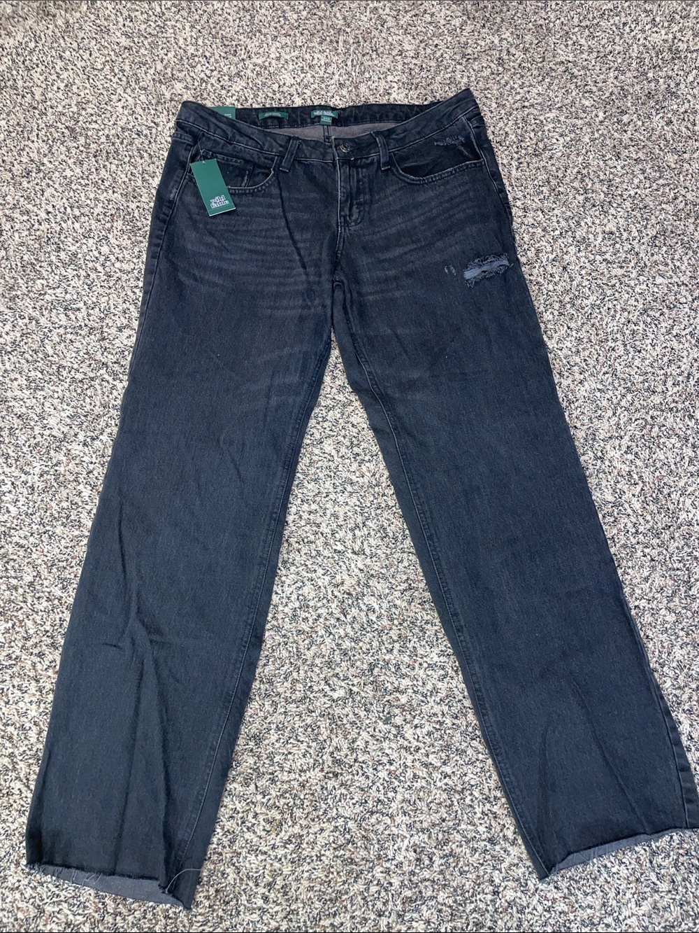 Wild Fable Woman’s Mid Rise Straight Leg Raw Hem Black Wash Jeans Sz 12 NWT